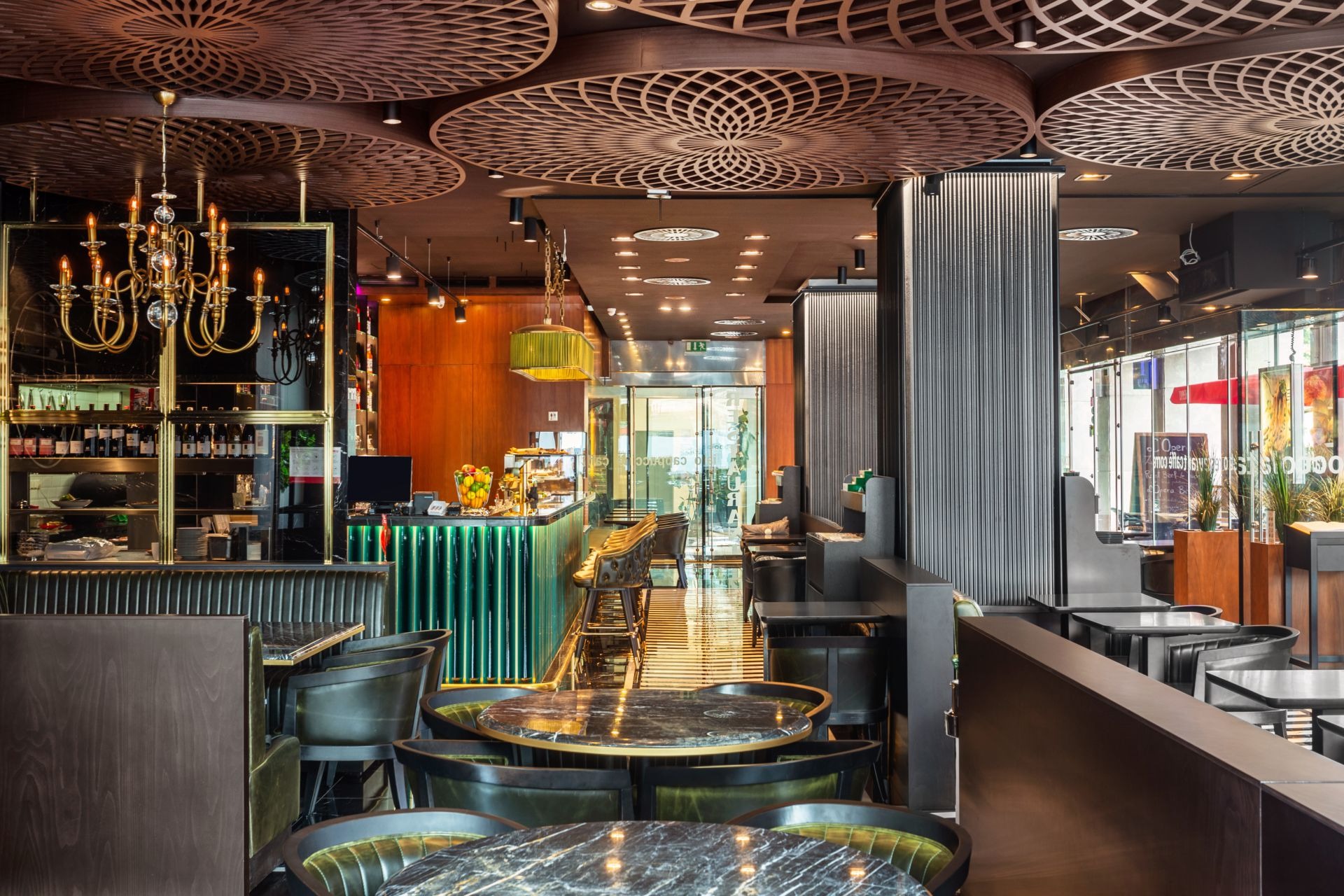L'Opera Restaurant · Café · Bar